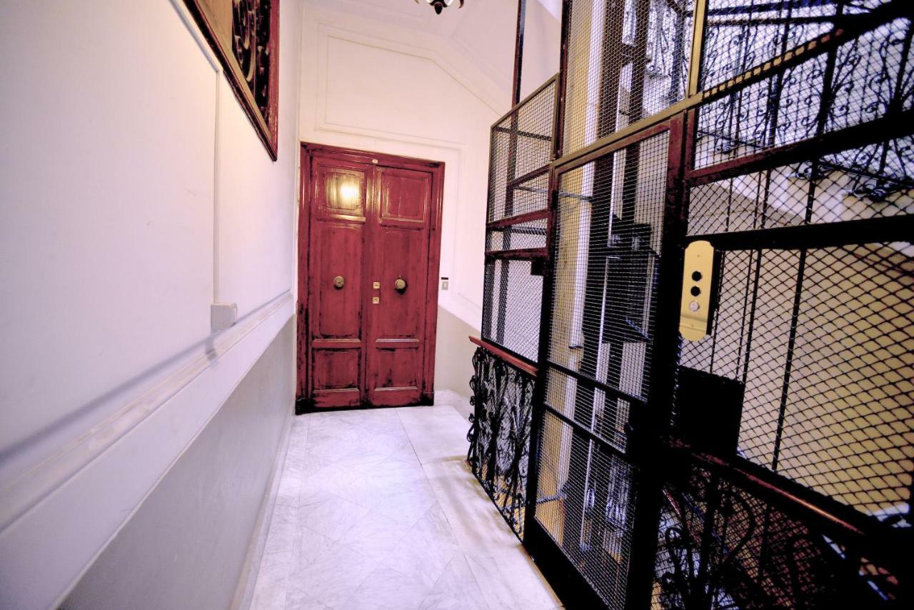 2 Camere Con Pianoforte ナポリ エクステリア 写真